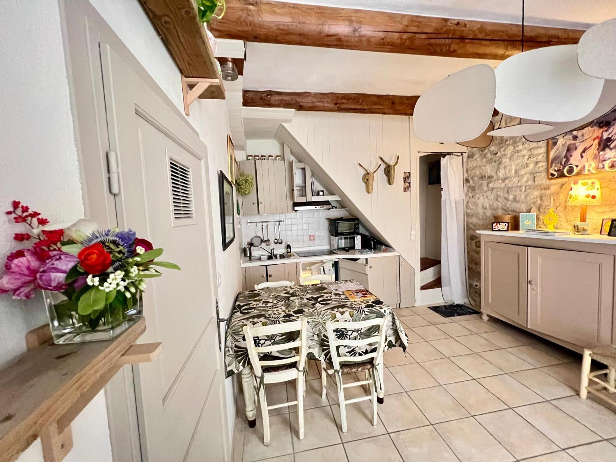 A St Remy Petite Maison Au Coeur Du Village *